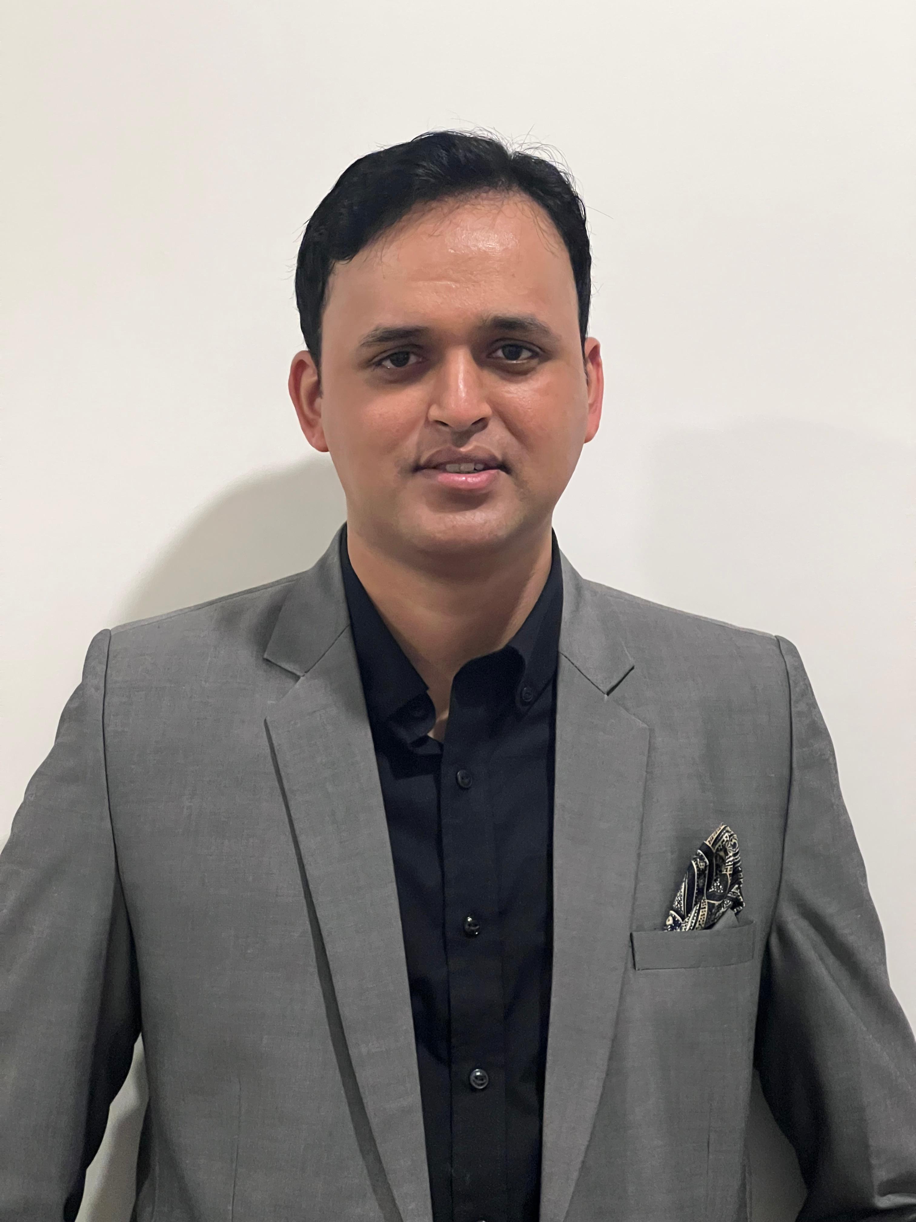 Dr. Pritesh Shetty